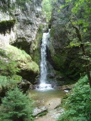 CROIX DES COULOIRS - CASCADE DU MOULIN-jura