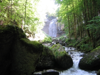 CASCADES DU HERISSON DEPUIS MENETRUX-jura