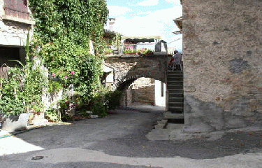 CHEMIN DES BORIES-alpes-de-haute-provence