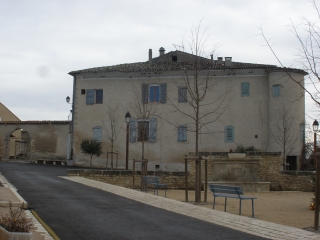 NIOZELLES - PIERRERUE-alpes-de-haute-provence