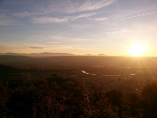 AU-DESSUS DE VOLX-alpes-de-haute-provence
