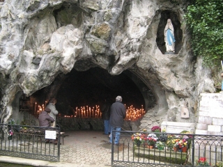 DU CHAMBON-FEUGEROLLES AU BARRAGE DE COTATAY-loire