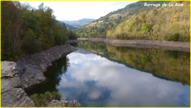 LES ROCHES DE LA RIVOIRE-loire