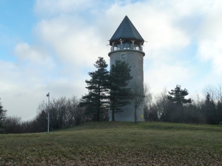 VIOLAY - TOUR MATAGRIN-loire