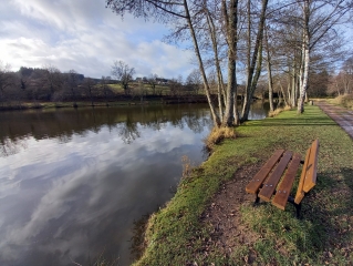BELMONT-DE-LA-LOIRE ET SON PLAN D EAU-loire