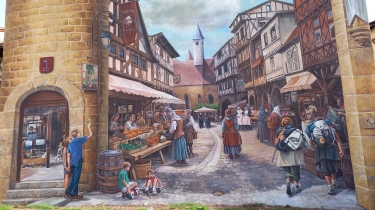 CHARLIEU : D’UNE FRESQUE à L’AUTRE.-loire