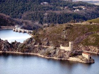 DE CESSIEUX A CHAMBLES-loire