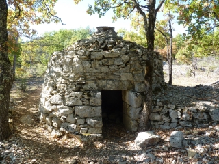 GREZELS - MARCHE SOUS LES BUIS-lot