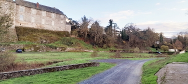 LE TOUR DE LYS HAUT-LAYON-maine-et-loire
