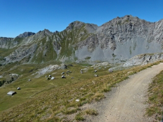 FURFANDE REFUGE COL ET GRANGES-hautes-alpes