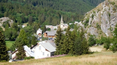 HAMEAUX DE NEVACHE-hautes-alpes