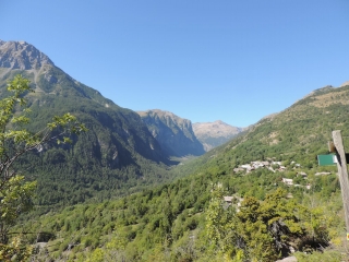 LA VALLEEE DE FREISSINIERES-hautes-alpes