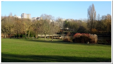 BORDS DE VESLE ET LAC MENDèS FRANCE-marne