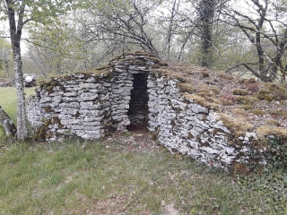 MENUTHIVET - LES CAIVOTTES-haute-marne