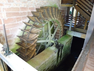 LE QUETSCHESCHLAEGGEL à ORMERSVILLER ET LE MOULIN D’ESCHVILLER-moselle