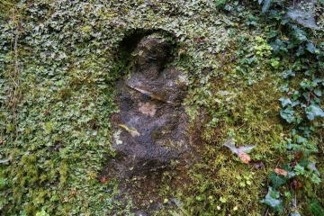 LE SENTIER DES GROTTES-moselle