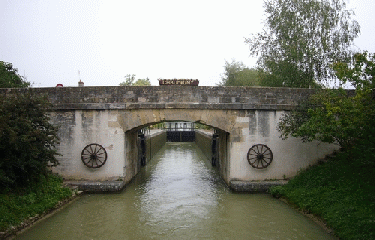 CERCY-LA-TOUR-nievre