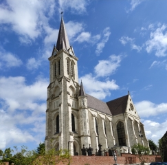 BOUVINES - CIRCUIT DES CAPETIENS-nord