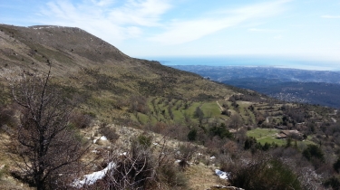 TOURRETTES-SUR-LOUP - PUY DE NAOURI-alpes-maritimes