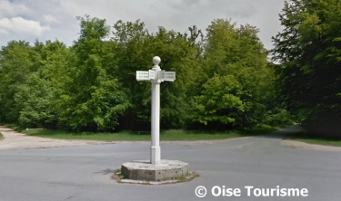 COMPIEGNE - DU PUITS DU ROI AU VIVIER CORAX-oise