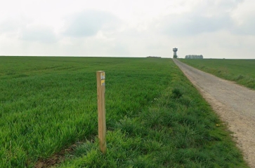 HAUTEVILLE - SENTIER DU PIGEONNIER-pas-de-calais