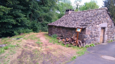 PUY DE BESSOLES AU DEPART DE MUROL-puy-de-dome