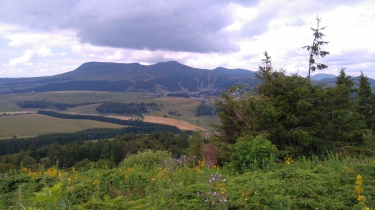 LAC PAVIN ET PUY DE MONTCHAL -puy-de-dome