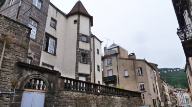 MALAUZAT - VOLVIC-puy-de-dome