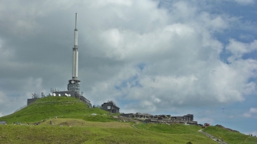 COL DE CEYSSAT - SOMMET DU VOLCAN PUY-DE-DOME-puy-de-dome