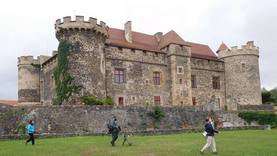 VERS L ABBAYE NOTRE-DAME DE RANDOL-puy-de-dome