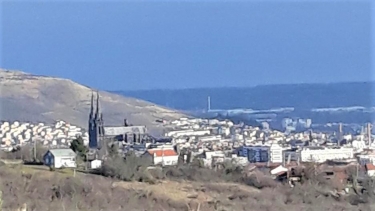 CLERMONT - VU DES COTEAUX SUD-puy-de-dome