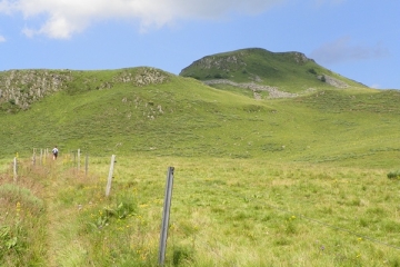 LAC PAVIN - LE SANCY-puy-de-dome