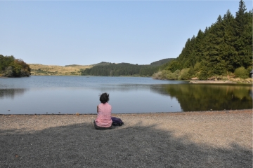 PUY-DE-DôME - BESSE - LES TROIS LACS ET LA CASCADE DE VAUCOUX-puy-de-dome