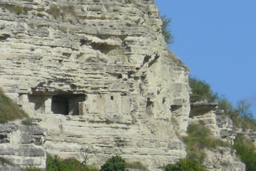 LA ROCHE-BLANCHE - PLATEAU DE GERGOVIE-puy-de-dome