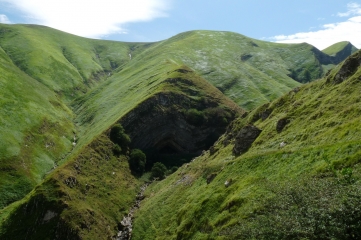 SOURCE DE LA NIVE - GROTTE HARPEA-basque