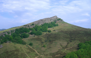 ATXURIA ET LE MENDIBI-basque
