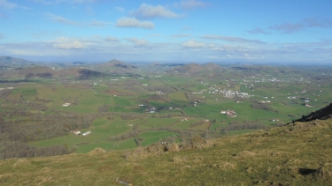 IHOLDY-HOCHA HANDIA-basque