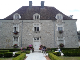 LE TOUR DE SAUVETERRE-basque