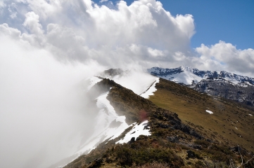 PIC LA PEYRIE ET LE MAIL PAR LES CRETES EN VALLEE D OSSAU-basque