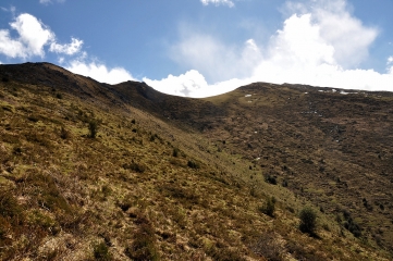 PIC LA PEYRIE ET LE MAIL PAR LES CRETES EN VALLEE D OSSAU-basque