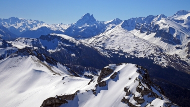 MONTAGNON DE BIELLE PAR SON COULOIR NORD-basque