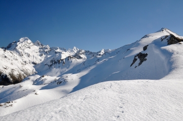 PIC DE CHERUE EN RAQUETTE-basque