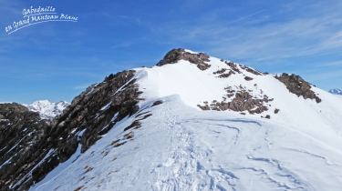 GABEDAILLE EN RAQUETTE A NEIGE-basque