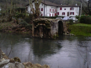 ST PEE SUR NIVELLE - LES BERGERIES-basque