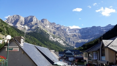 GAVARNIE - REFUGE DE LA BRECHE DE ROLAND - BRECHE DES SARRADETS-hautes-pyrenees