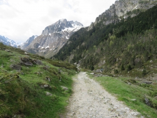 RANDO REFUGE LEDORMEUR 11.9 KM-hautes-pyrenees