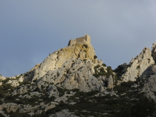 AUTOUR DU CHATEAU DE QUERIBUS-po