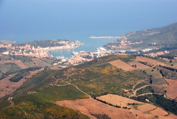 PORT VENDRES -TOUR DE MADELOC-po