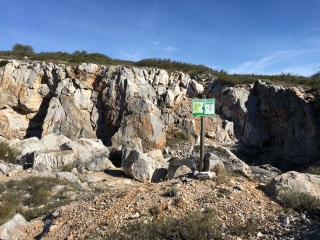 SAINTE COLOMBE DE LA COMMANDERIE - MAJORQUE - VARIANTE PAR L ANCIENNE CARRIERE DE MARBRE-po