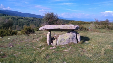 EYNE - SENTIER MEGALITHIQUE-po